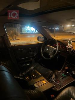 بی ئێم دەبڵیو سیریەس 5